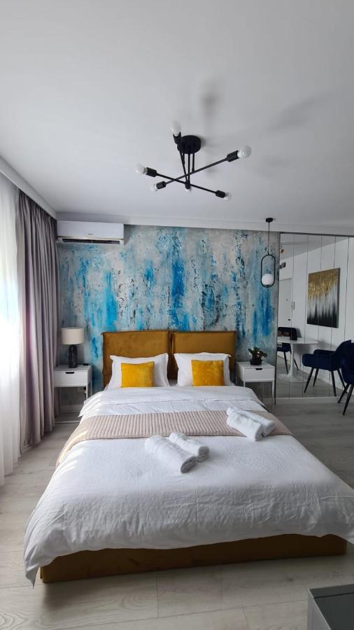 Government Deluxe Studio By Magic Apartments Bucureşti Ngoại thất bức ảnh