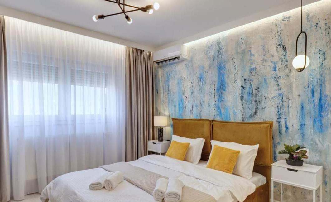 Government Deluxe Studio By Magic Apartments Bucureşti Ngoại thất bức ảnh